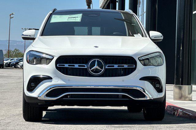 new 2025 Mercedes-Benz GLA 250 car, priced at $46,120