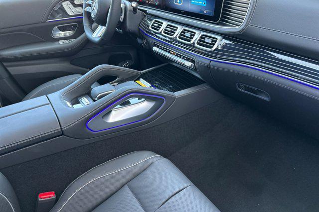 new 2025 Mercedes-Benz GLS 580 car, priced at $127,170