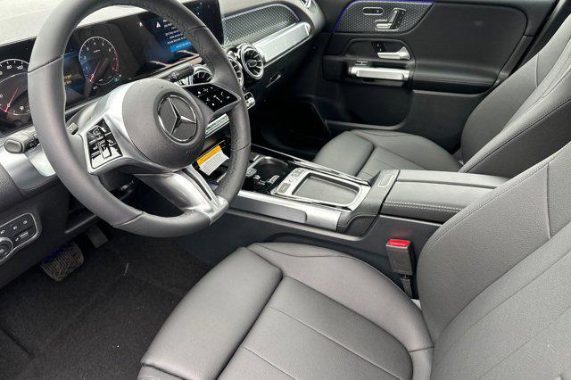 new 2025 Mercedes-Benz GLB 250 car, priced at $48,920