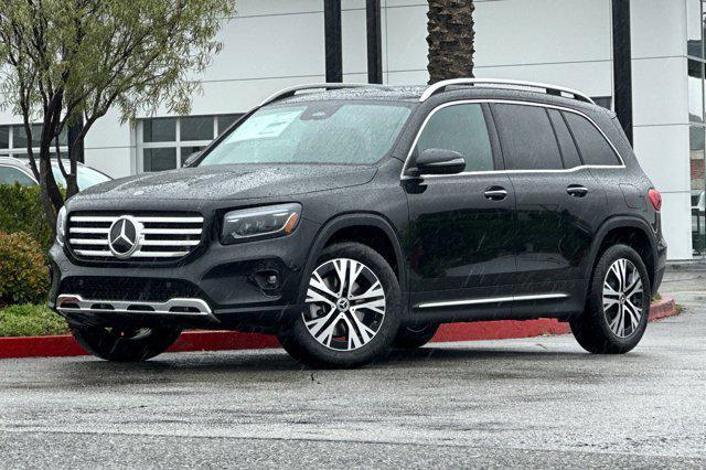 new 2025 Mercedes-Benz GLB 250 car, priced at $48,920
