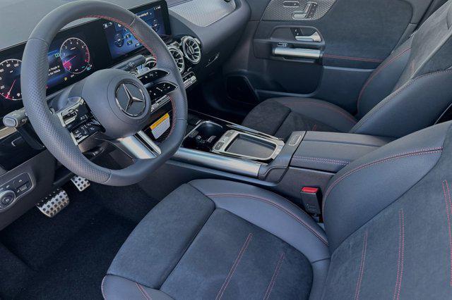 new 2025 Mercedes-Benz GLA 250 car, priced at $52,720