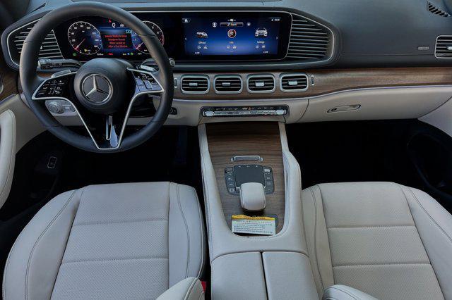 new 2025 Mercedes-Benz GLS 450 car, priced at $91,775