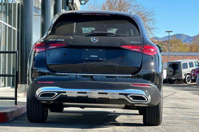 new 2025 Mercedes-Benz GLC 300 car, priced at $53,475