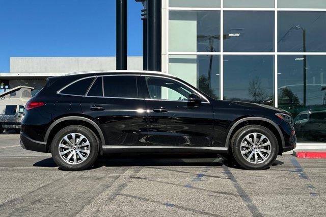 new 2025 Mercedes-Benz GLC 300 car, priced at $53,475