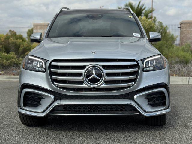 new 2025 Mercedes-Benz GLS 450 car, priced at $95,365