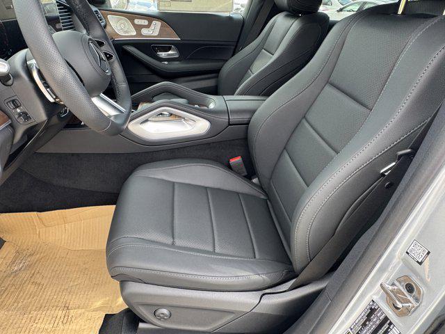 new 2025 Mercedes-Benz GLS 450 car, priced at $95,365