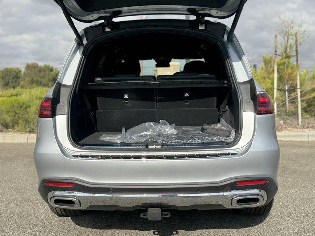 new 2025 Mercedes-Benz GLS 450 car, priced at $95,365