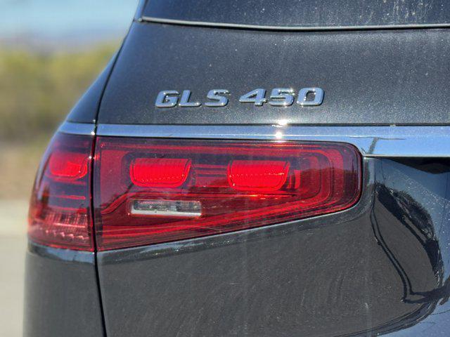 new 2025 Mercedes-Benz GLS 450 car, priced at $91,945
