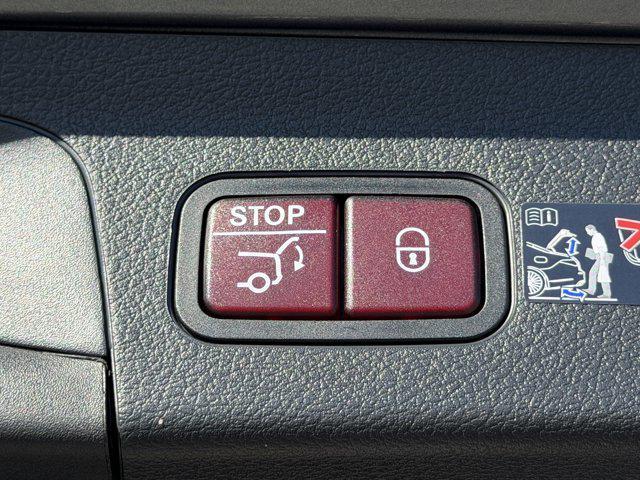 new 2026 Mercedes-Benz GLS 450 car, priced at $96,525