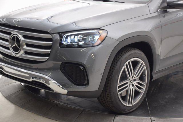 new 2026 Mercedes-Benz GLS 450 car, priced at $96,525