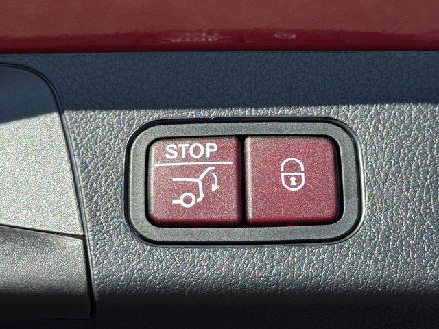 new 2026 Mercedes-Benz GLB 250 car, priced at $50,105