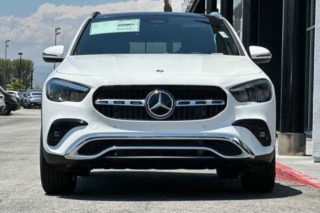 new 2025 Mercedes-Benz GLA 250 car, priced at $46,120