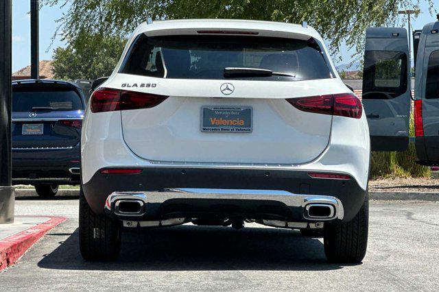 new 2025 Mercedes-Benz GLA 250 car, priced at $46,120