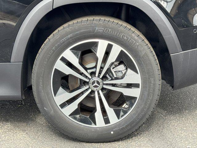 new 2025 Mercedes-Benz GLB 250 car, priced at $47,145