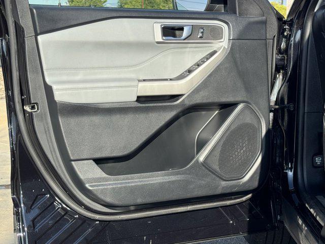 used 2022 Ford Explorer car, priced at $26,900