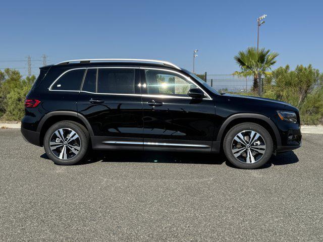 new 2025 Mercedes-Benz GLB 250 car, priced at $47,145