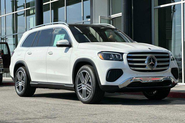 new 2025 Mercedes-Benz GLS 450 car, priced at $92,325