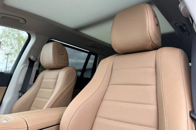 new 2025 Mercedes-Benz GLS 450 car, priced at $94,085