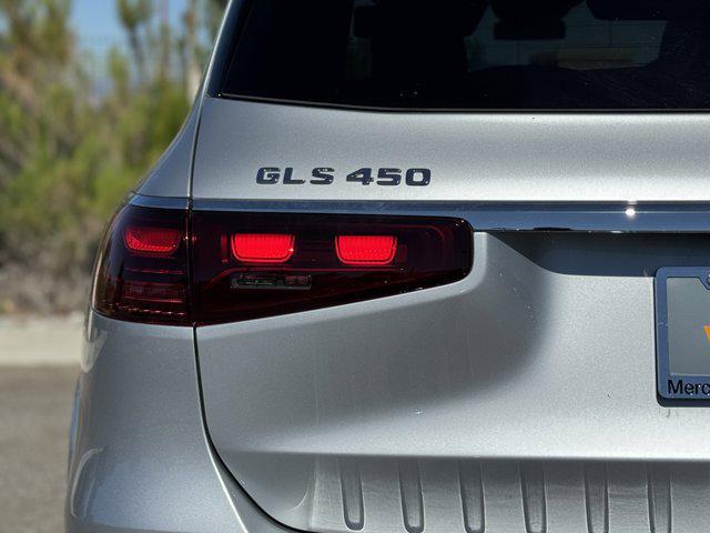 new 2025 Mercedes-Benz GLS 450 car, priced at $95,365