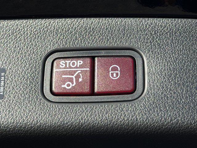 new 2025 Mercedes-Benz GLC 300 car, priced at $58,775