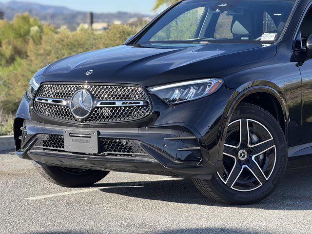 new 2025 Mercedes-Benz GLC 300 car, priced at $58,775