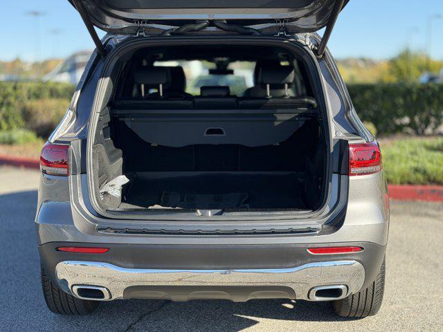 used 2022 Mercedes-Benz GLB 250 car, priced at $26,600