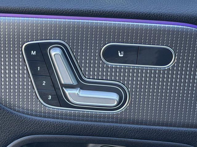 used 2022 Mercedes-Benz GLB 250 car, priced at $26,600