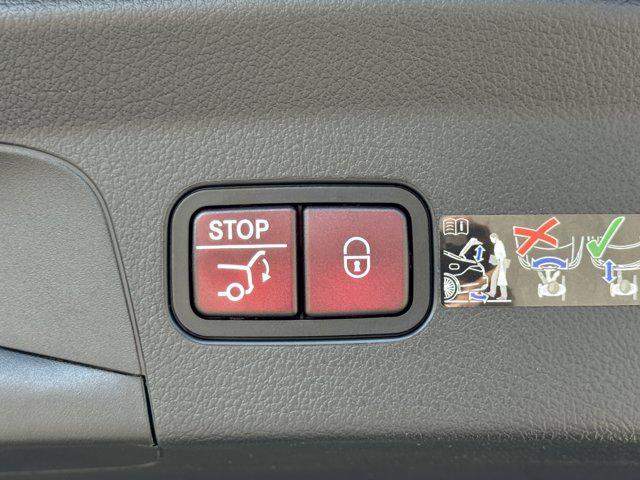 new 2026 Mercedes-Benz AMG GLE 53 car, priced at $105,515