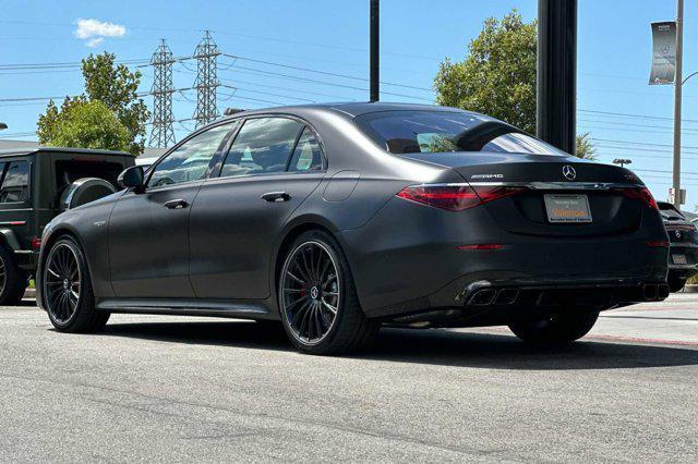 new 2024 Mercedes-Benz AMG S 63 E car