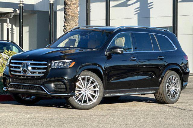 new 2025 Mercedes-Benz GLS 580 car, priced at $121,805