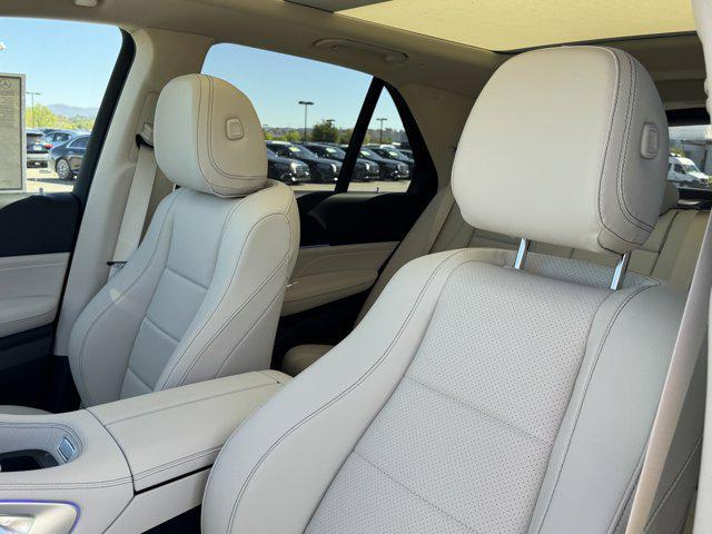 new 2026 Mercedes-Benz GLE 450 car, priced at $83,185