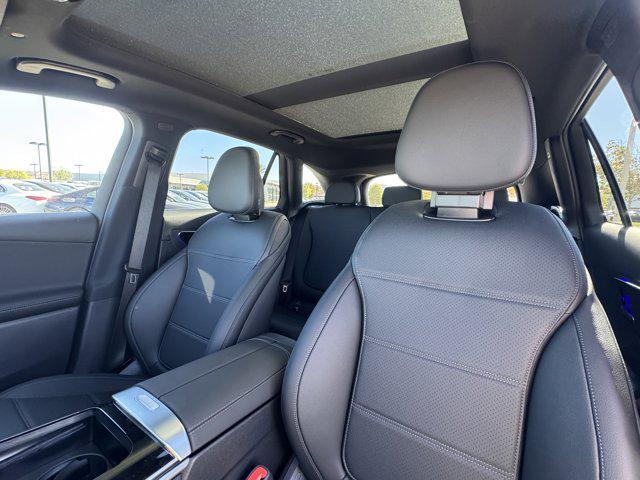 new 2026 Mercedes-Benz GLC 300 car, priced at $52,335