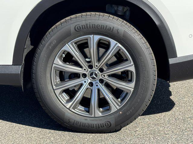 new 2026 Mercedes-Benz GLC 300 car, priced at $52,335