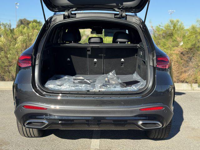 new 2026 Mercedes-Benz GLC 300 car, priced at $58,400