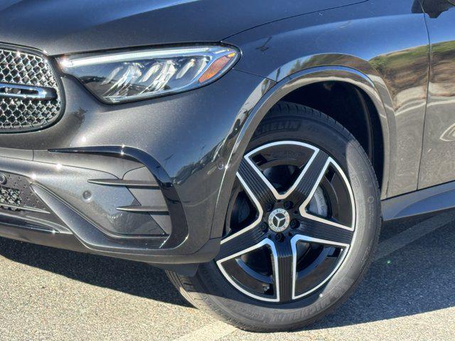 new 2026 Mercedes-Benz GLC 300 car, priced at $58,400