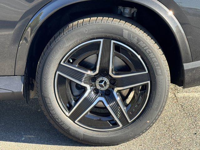 new 2026 Mercedes-Benz GLC 300 car, priced at $58,400