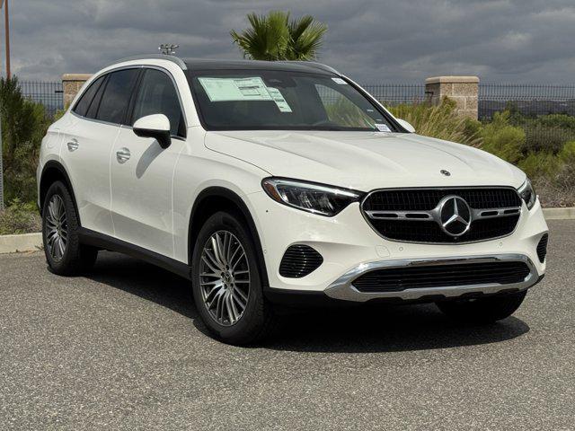 new 2025 Mercedes-Benz GLC 300 car