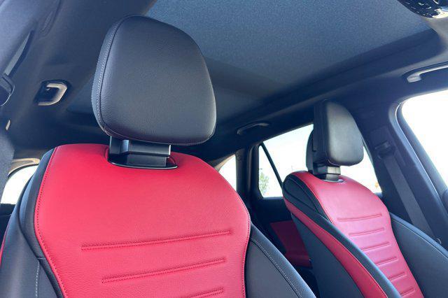 new 2025 Mercedes-Benz GLC 300 car, priced at $60,885