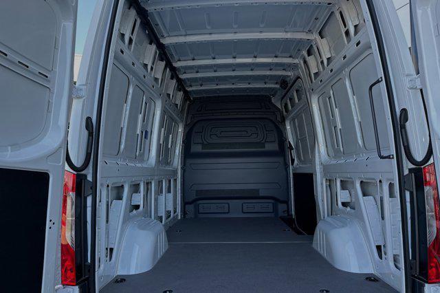 new 2025 Mercedes-Benz Sprinter 2500 car, priced at $63,099