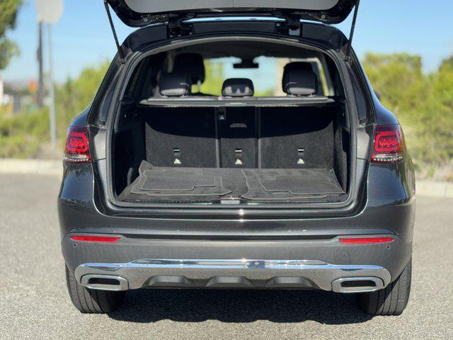 used 2021 Mercedes-Benz GLC 300 car, priced at $21,900