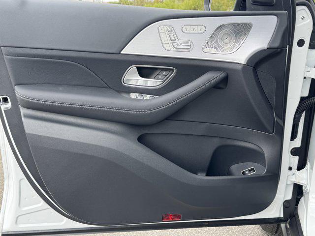 new 2026 Mercedes-Benz GLE 450 car, priced at $86,745