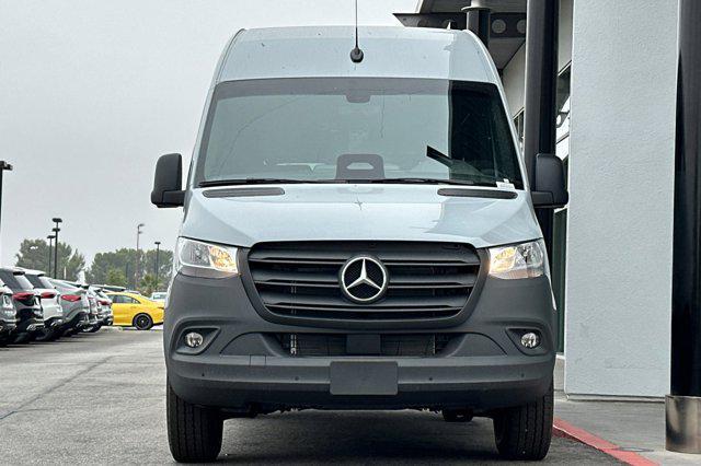 new 2025 Mercedes-Benz Sprinter 2500 car, priced at $69,912