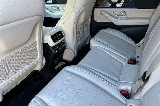 new 2025 Mercedes-Benz GLS 450 car, priced at $104,095