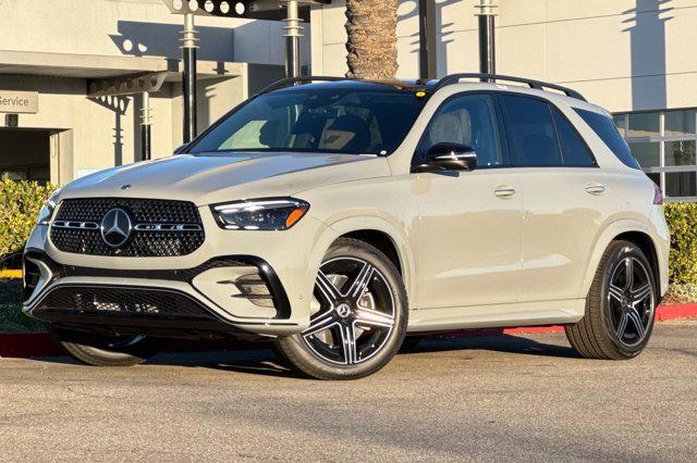 new 2025 Mercedes-Benz GLE 580 car, priced at $103,380