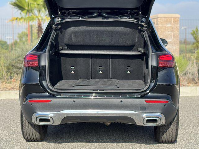 used 2025 Mercedes-Benz GLA 250 car, priced at $43,900