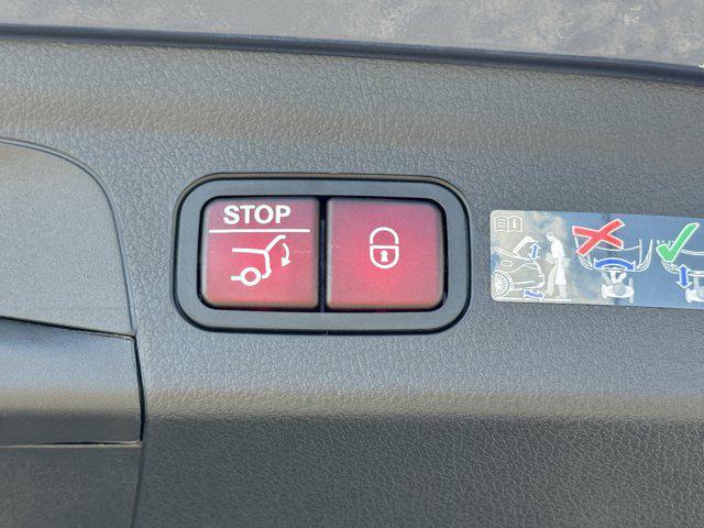 new 2026 Mercedes-Benz GLE 450 car, priced at $82,535