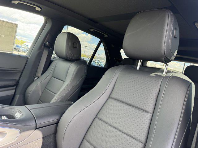 new 2026 Mercedes-Benz GLE 450 car, priced at $82,535