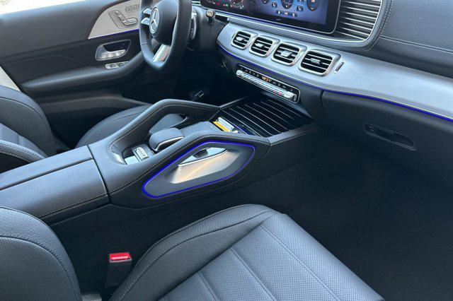 new 2025 Mercedes-Benz GLS 450 car, priced at $103,280