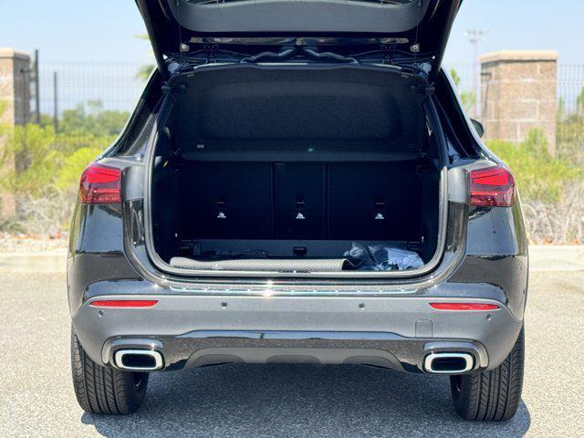 new 2026 Mercedes-Benz GLA 250 car, priced at $48,655
