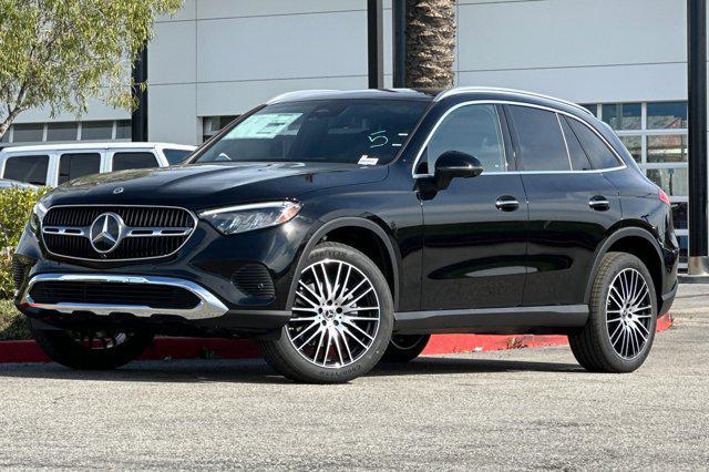 new 2025 Mercedes-Benz GLC 300 car, priced at $54,735